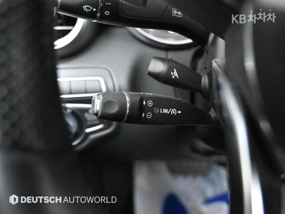 Mercedes-Benz The New (фейслифт) C-КласC63 AMG Cabriolet W205 - 17