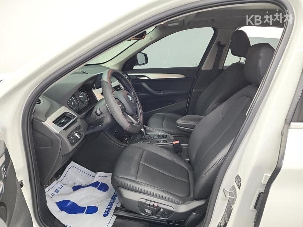 BMW X1 (F48)xDrive 18d Advantage - 11