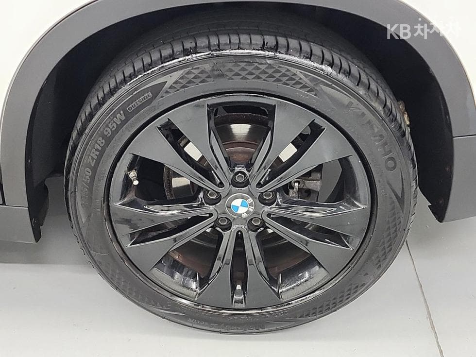BMW X1 (F48)xDrive 18d Advantage - 24