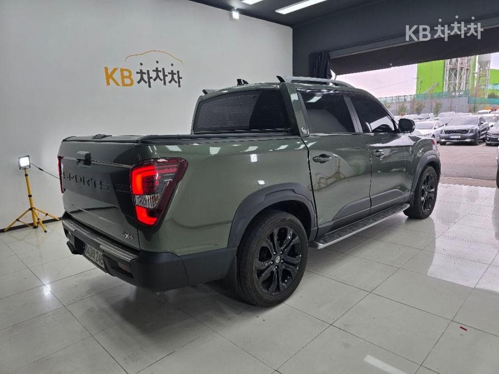 КейДжи Мобилити The New (фейслифт) Rexton 스포츠2.2 4x4 익스페디션 - 4