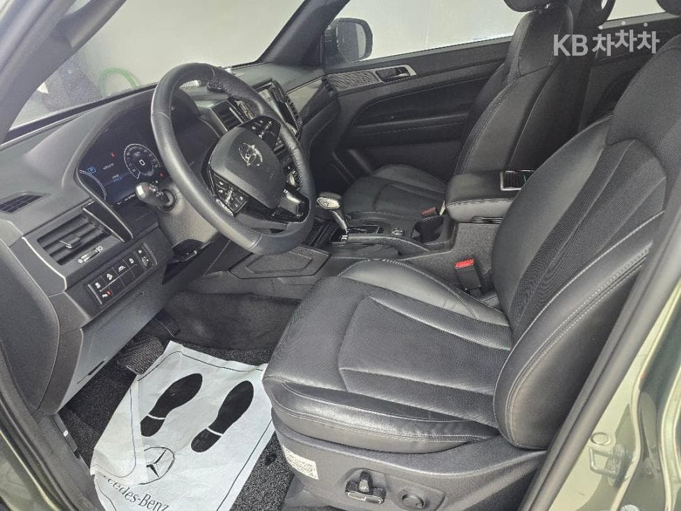 КейДжи Мобилити The New (фейслифт) Rexton 스포츠2.2 4x4 익스페디션 - 5