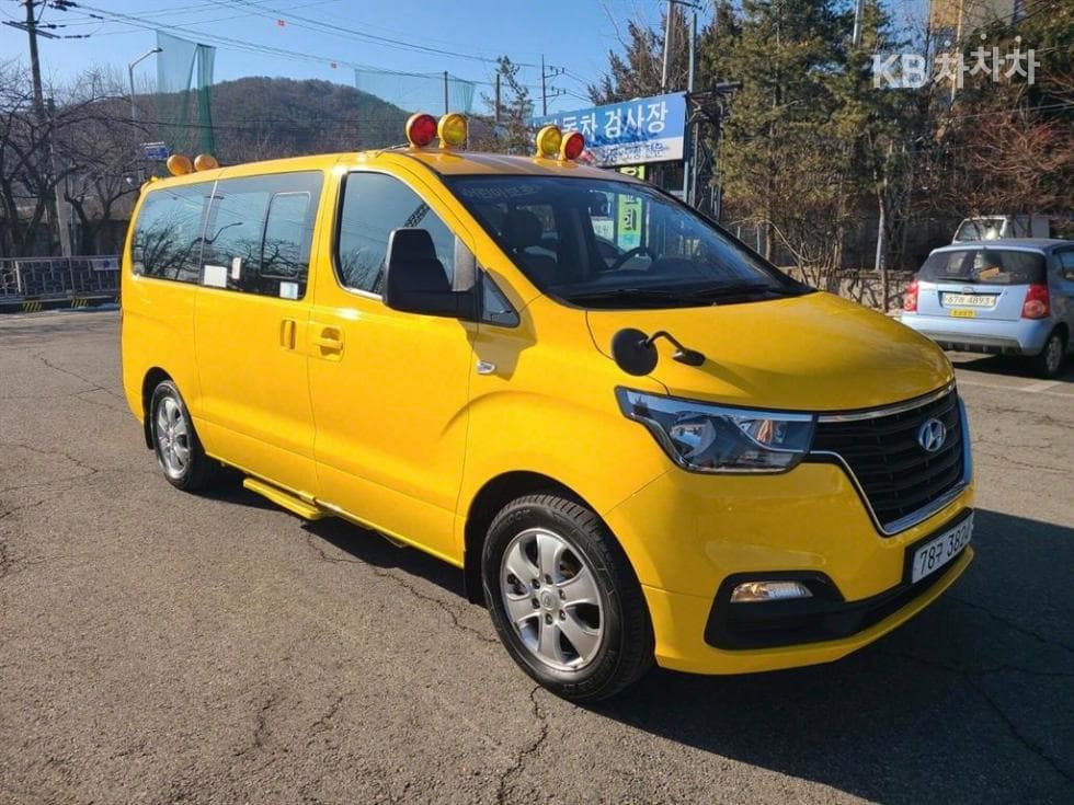 Hyundai The New (facelift) 그랜드 Star렉스LPi 어린이보호차 12-seater - 3