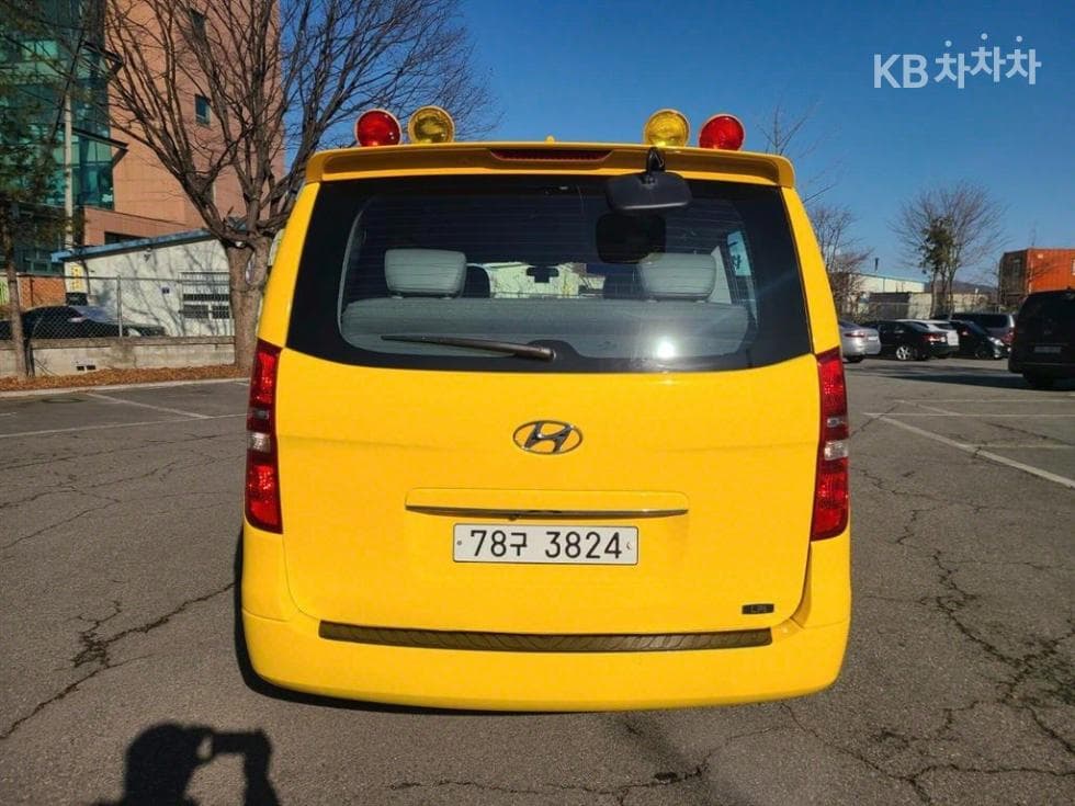 Hyundai The New (facelift) 그랜드 Star렉스LPi 어린이보호차 12-seater - 6