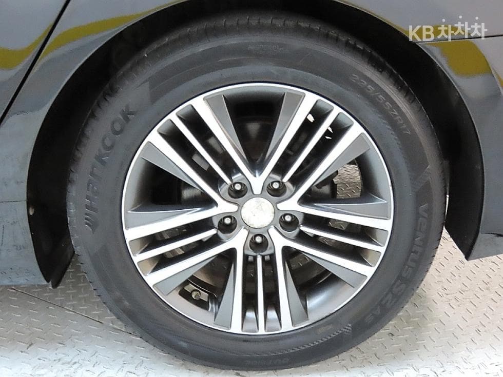 Hyundai Grandeur (Azera)HGLPG HG300 Rental car Modern - 20