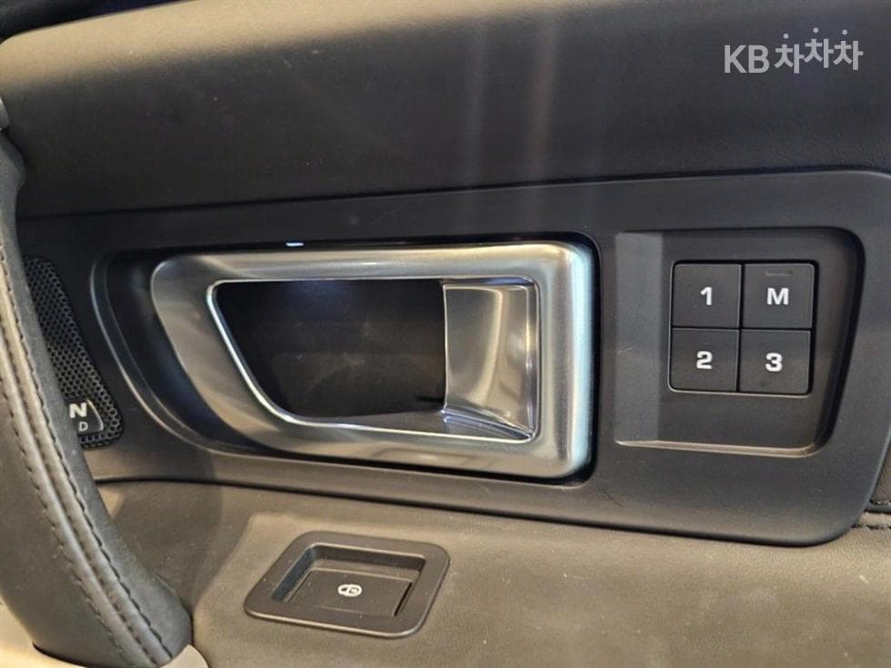 Land Rover 디스커버리 스포츠2.0 TD4 HSE Лукс - 15