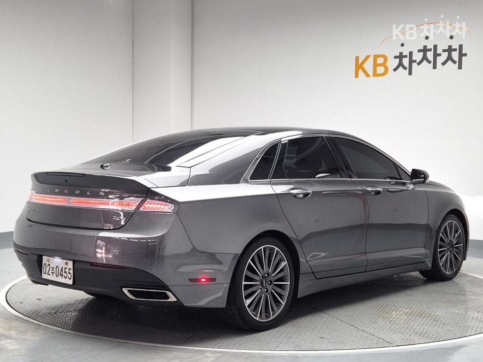 링컨 MKZ3.5 AWD - 3
