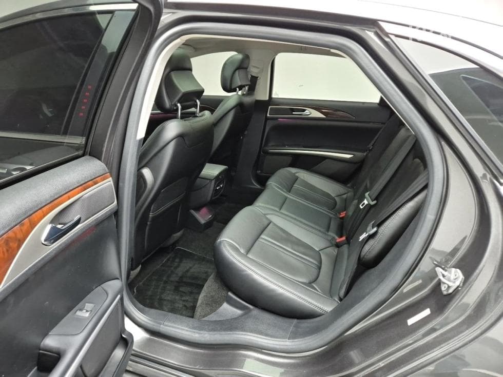 링컨 MKZ3.5 AWD - 12