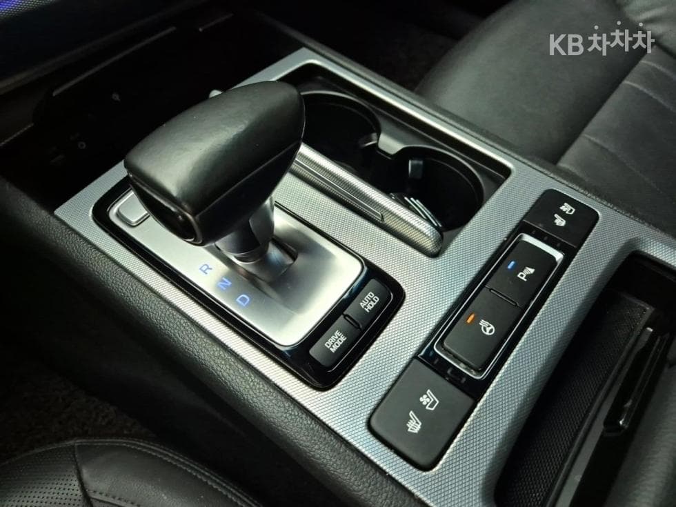 Genesis G803.3 GDI Luxury - 8