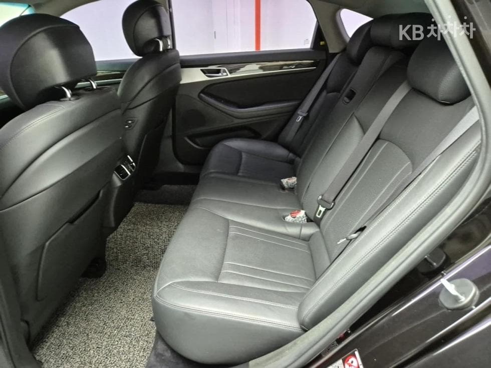 Genesis G803.3 GDI Luxury - 12