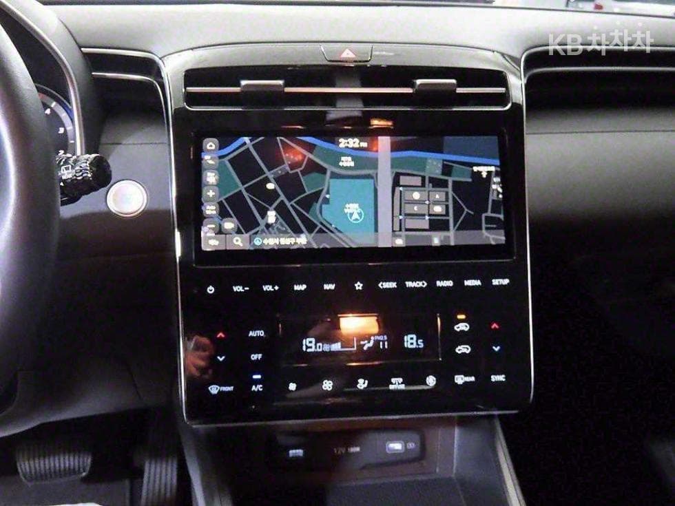 Hyundai The All New Tucson(NX (Lexus SUV)4)Diesel 2.0 2WD Premium - 11