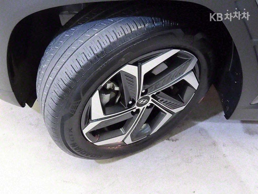 Hyundai The All New Tucson(NX (Lexus SUV)4)Diesel 2.0 2WD Premium - 20