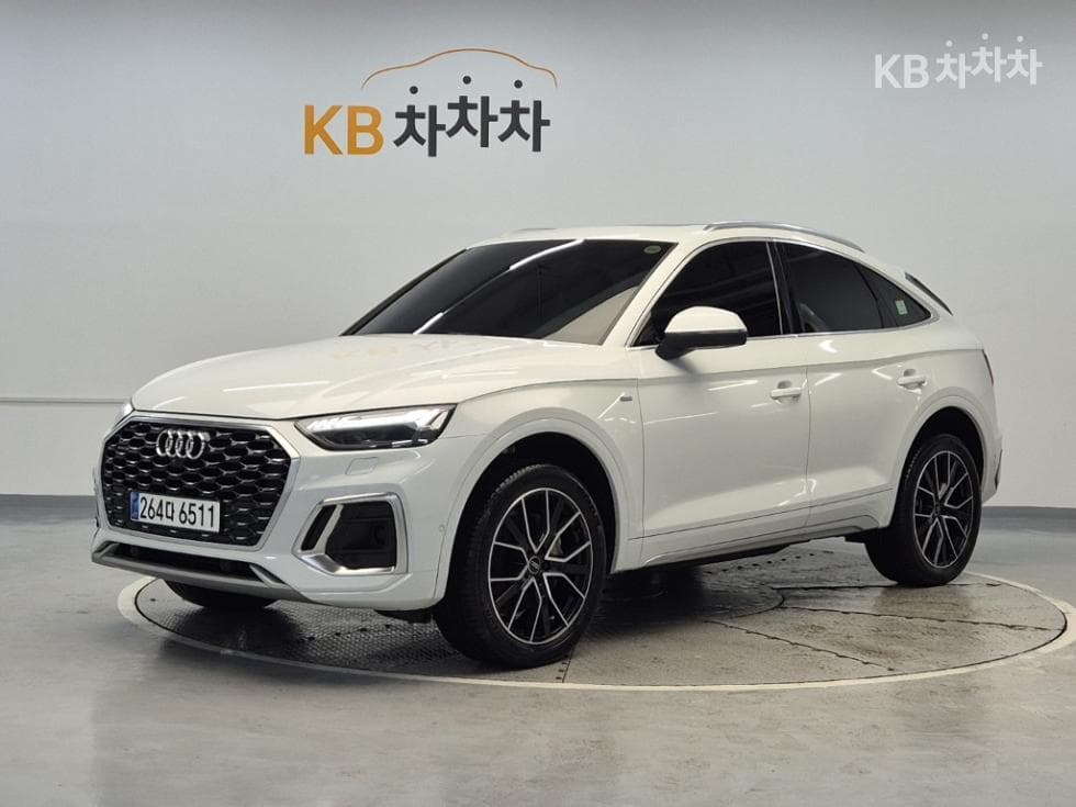 Audi The New Q5(FY) 40 Turbo Diesel Injection quattro Sportback Premium - Image 1