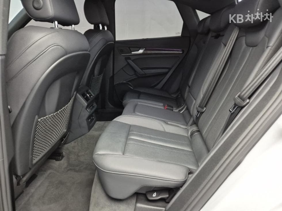 Audi The New Q5(FY)40 Turbo Diesel Injection quattro Sportback Premium - 12