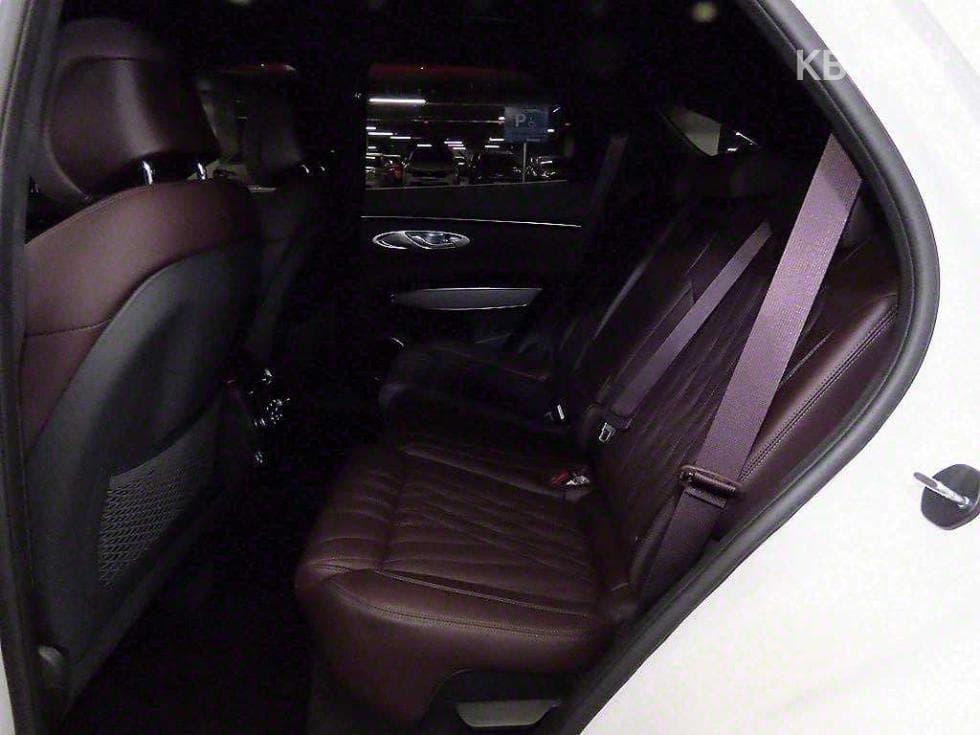 Genesis GV70Gasoline 2.5T AWD - 7