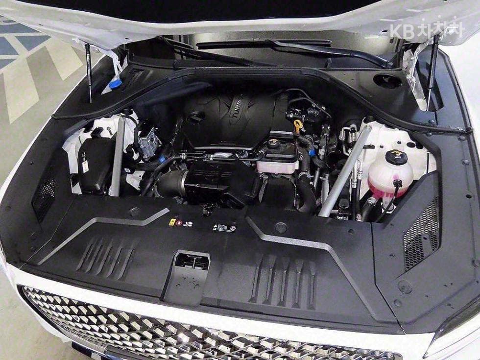 Genesis GV70Gasoline 2.5T AWD - 19