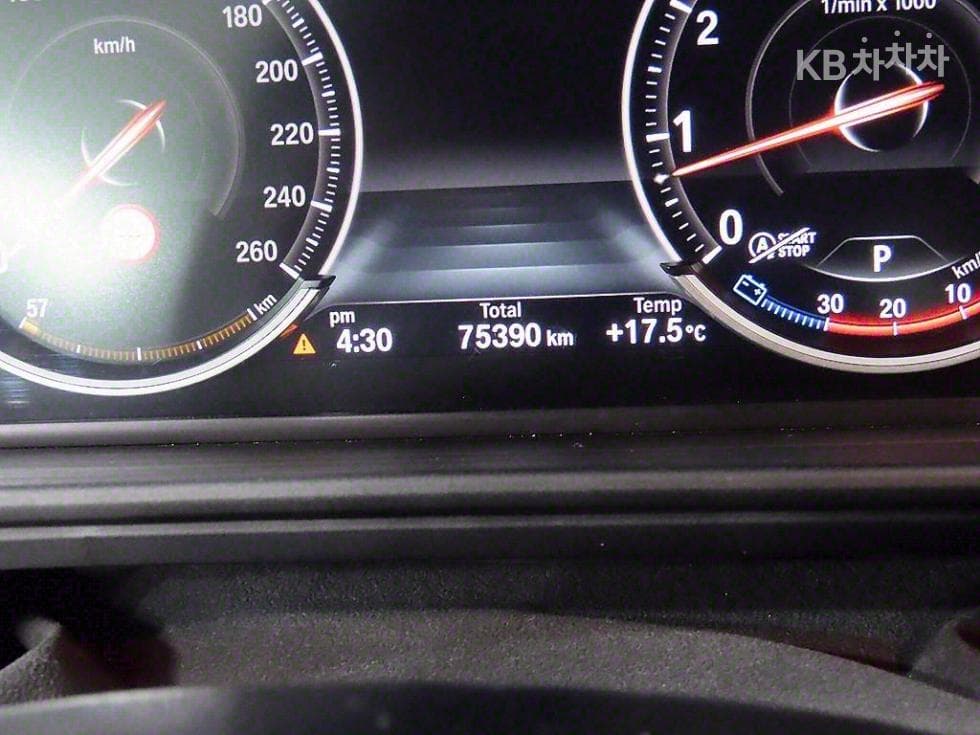 BMW Нов5 Серия528i xDrive M Air로 Динамичен F10 - 8