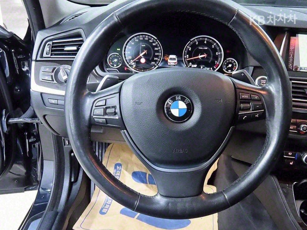 BMW Нов5 Серия528i xDrive M Air로 Динамичен F10 - 9