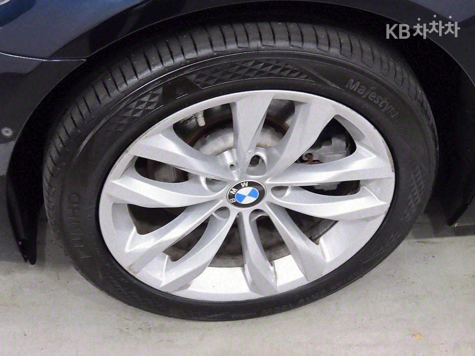 BMW Нов5 Серия528i xDrive M Air로 Динамичен F10 - 20