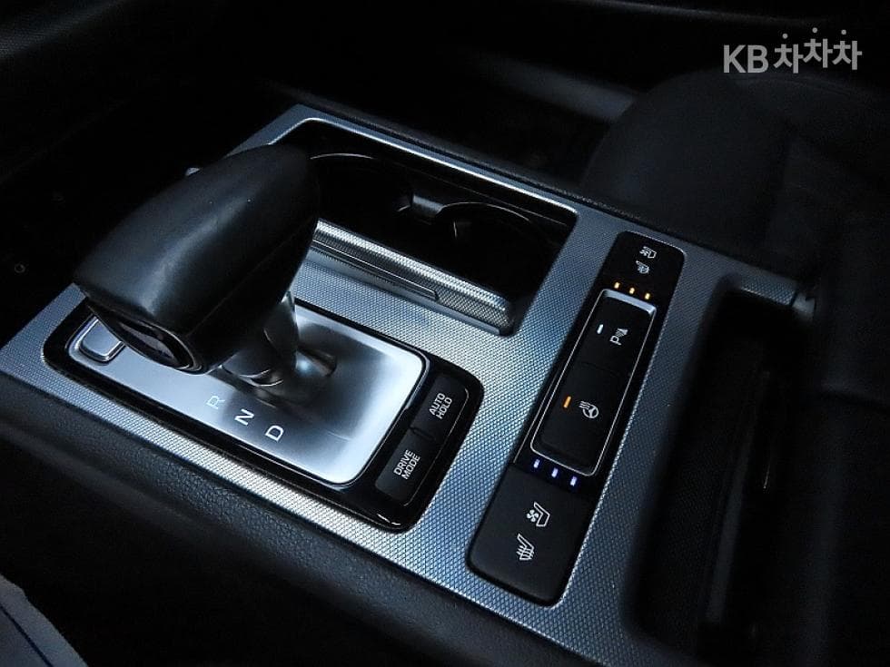 Genesis G803.3 GDI AWD Luxury - 9