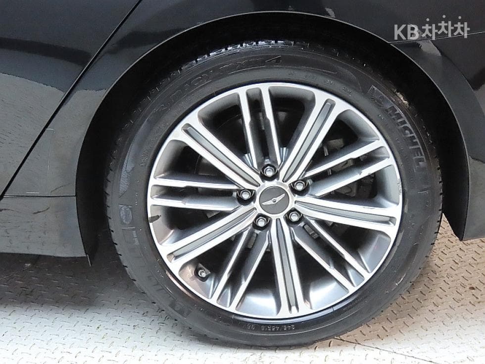 Genesis G803.3 GDI AWD Luxury - 20