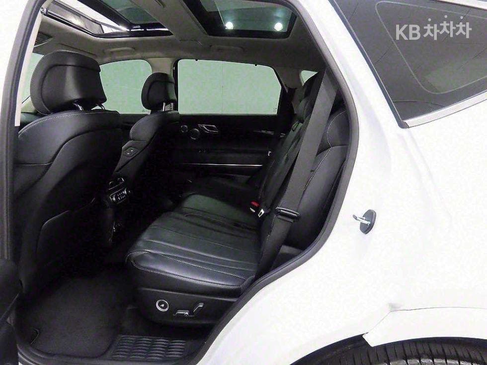 Genesis GV803.5 Turbo Gasoline AWD - 6