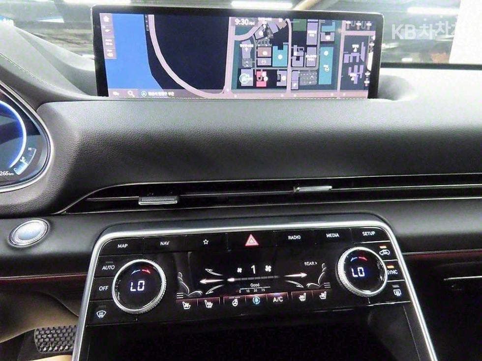 Genesis GV803.5 Turbo Gasoline AWD - 14