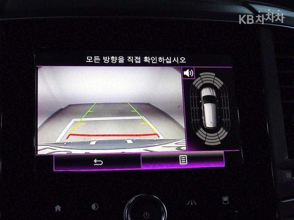Renault Korea The New (facelift) QM62.0 GDe 2WD LE - 14