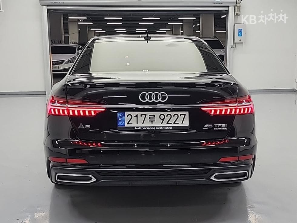 Ауди A6(C8)45 TFSI Quattro Premium - 3