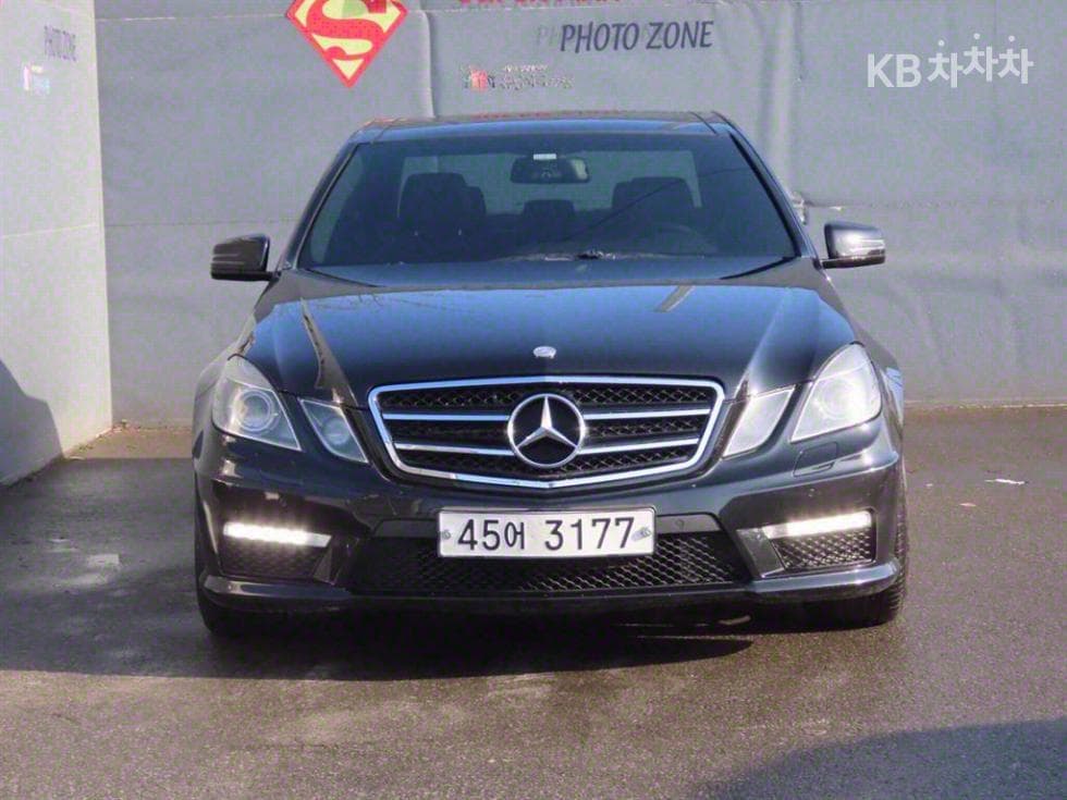 Mercedes-Benz Нов E-КласE63 AMG W212 - 2