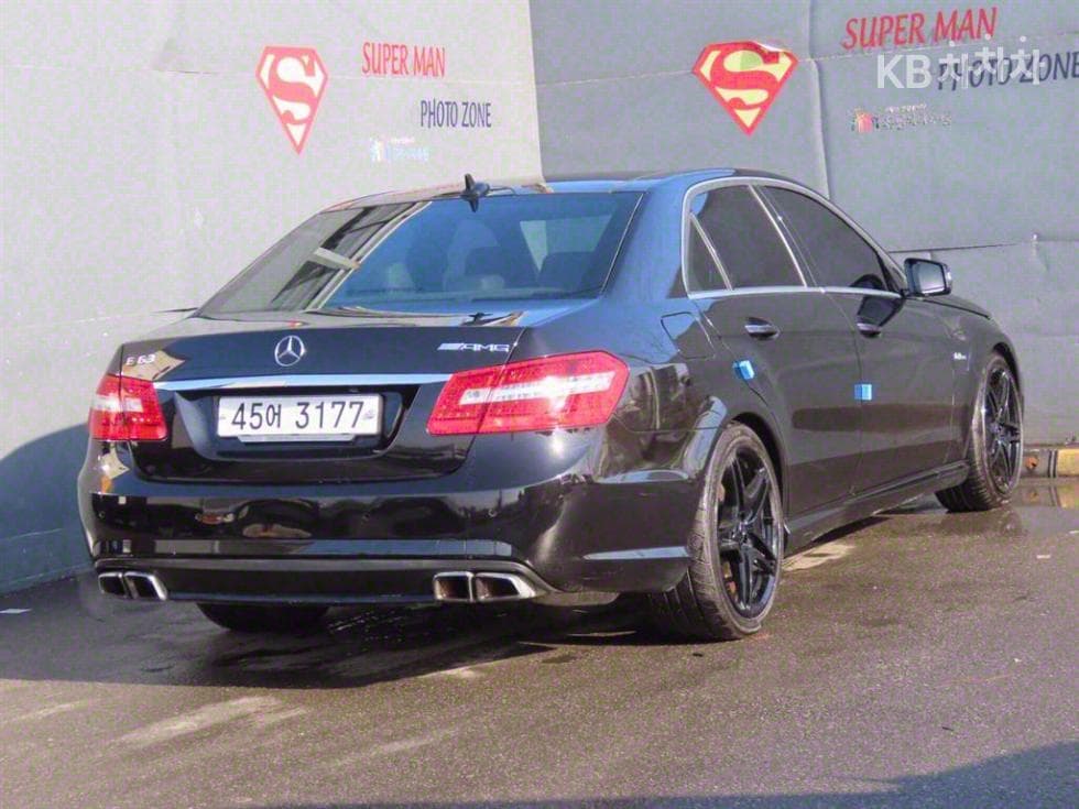 Mercedes-Benz Нов E-КласE63 AMG W212 - 4
