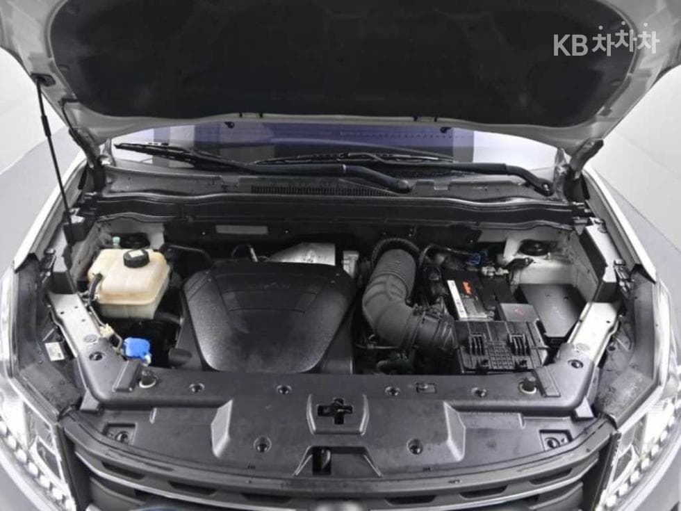 КейДжи Мобилити Нов Стил 코란도 C2.2 RX 2WD Висок клас - 6