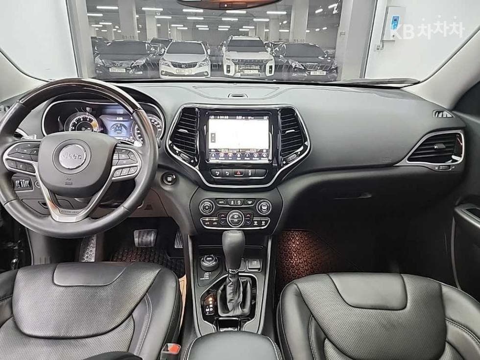 지프 체로키(KL)3.2 Бензин AWD Overland - 7