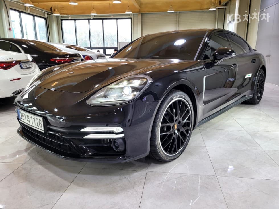 Porsche 파나메라 (971) 2.9 4 Executive - Image 1