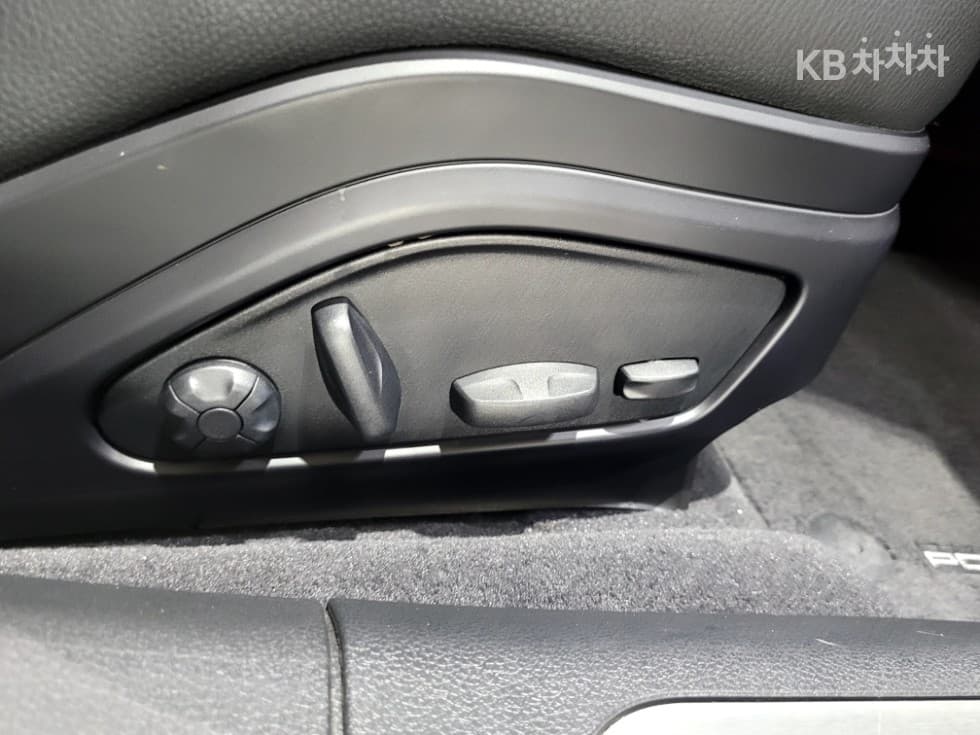 Porsche 파나메라 (971)2.9 4 Executive - 23