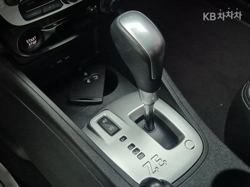Renault Korea SM3 Z.E.RE - 8