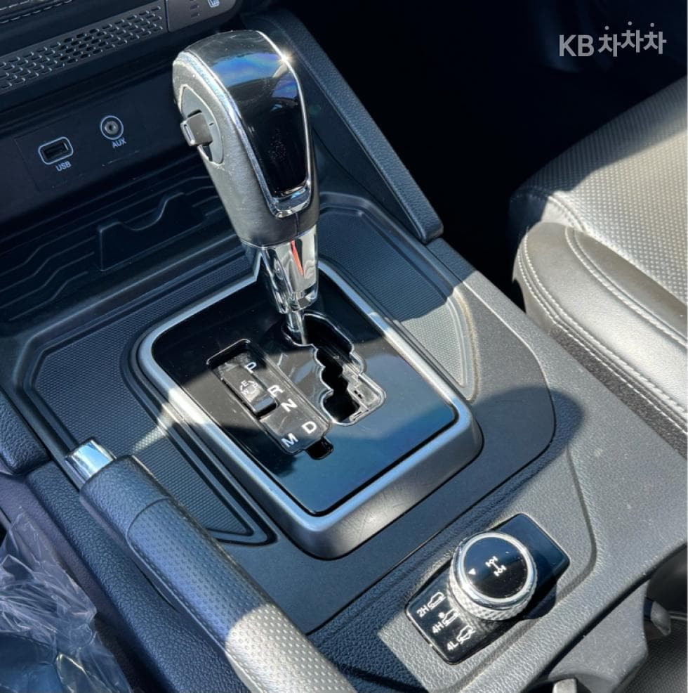 КейДжи Мобилити Rexton 스포츠2.2 4x4 Престиж - 13