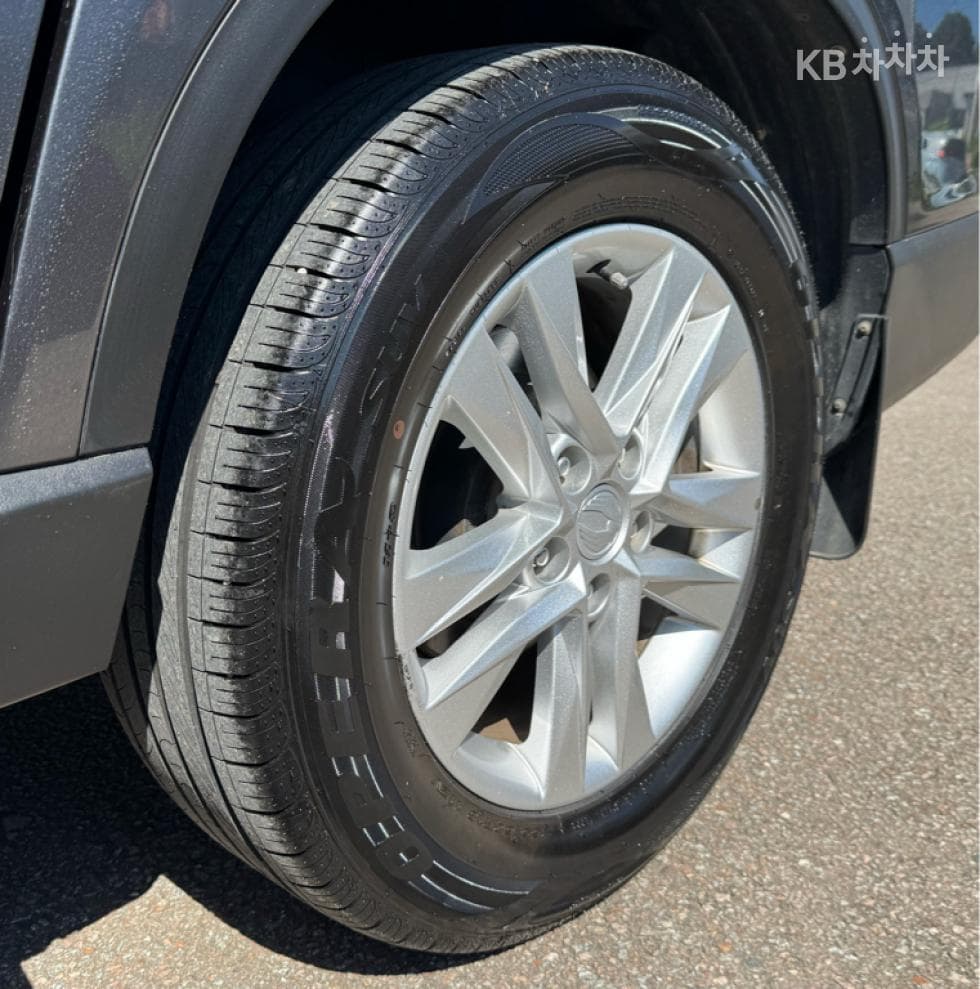 КейДжи Мобилити Rexton 스포츠2.2 4x4 Престиж - 17