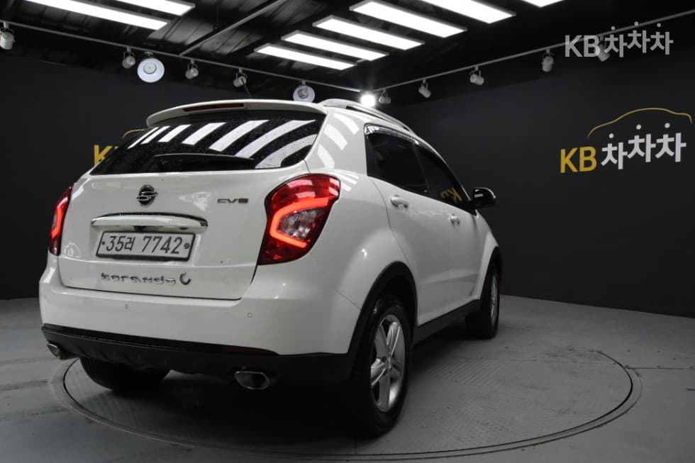 КейДжи Мобилити Нов코란도 C2.0 CVT (Безстепенна) 2WD Висок клас - 4