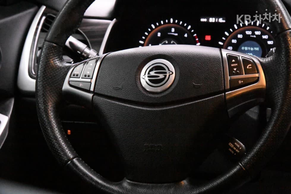 КейДжи Мобилити Нов코란도 C2.0 CVT (Безстепенна) 2WD Висок клас - 16