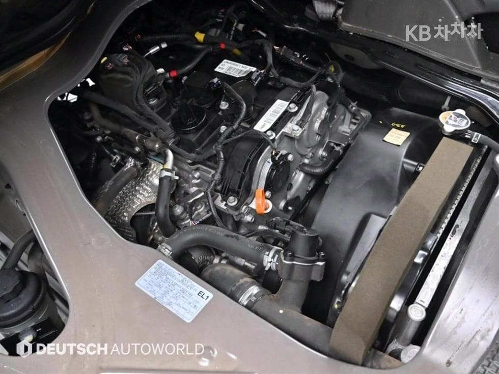 (840More1432)Hyundai Porter 2 Super Cab LPG Hyundai - 6