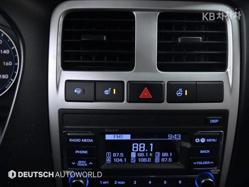 (840More1432)Hyundai Porter 2 Super Cab LPG Hyundai - 18