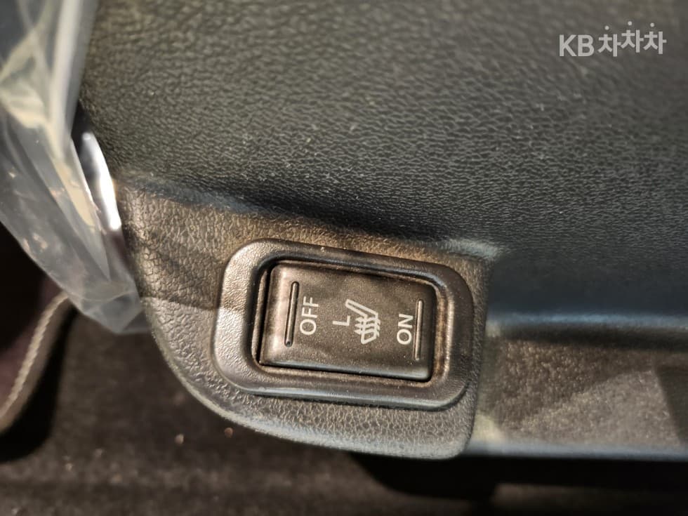 Рено Корея НовSM3SE Black Стандартен - 15