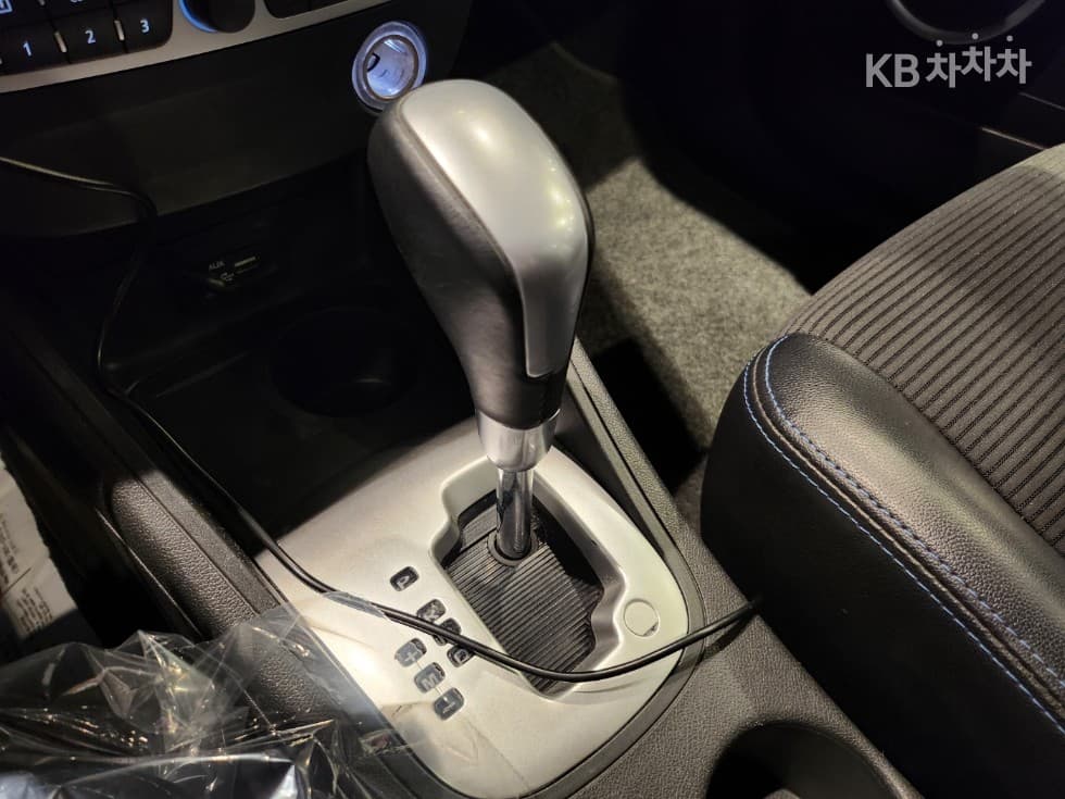 Рено Корея НовSM3SE Black Стандартен - 13