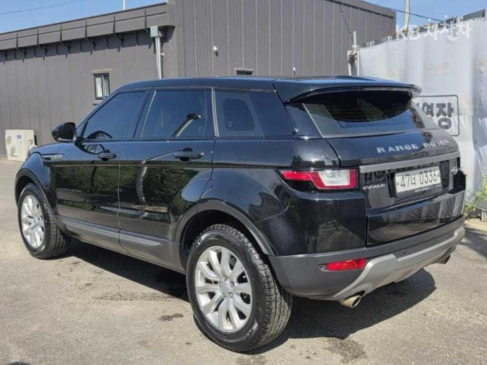 Land Rover Range Rover Евок5-врати 2.0 TD4 SE - 3