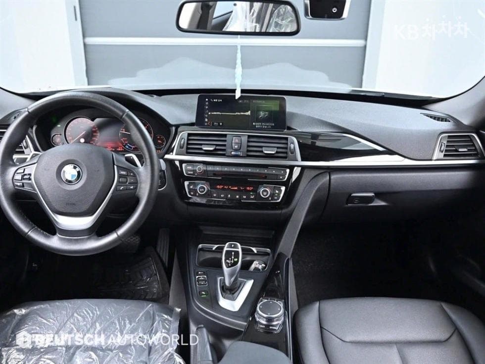 (60mer3621)BMW GranTurismo 3 Series GT 320d F34 xDrive (14 years old~) - 7