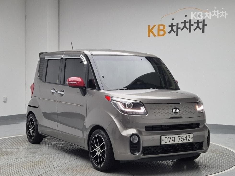 Kia The New (facelift) Ray (van)1.0 Gasoline Prestige - 4
