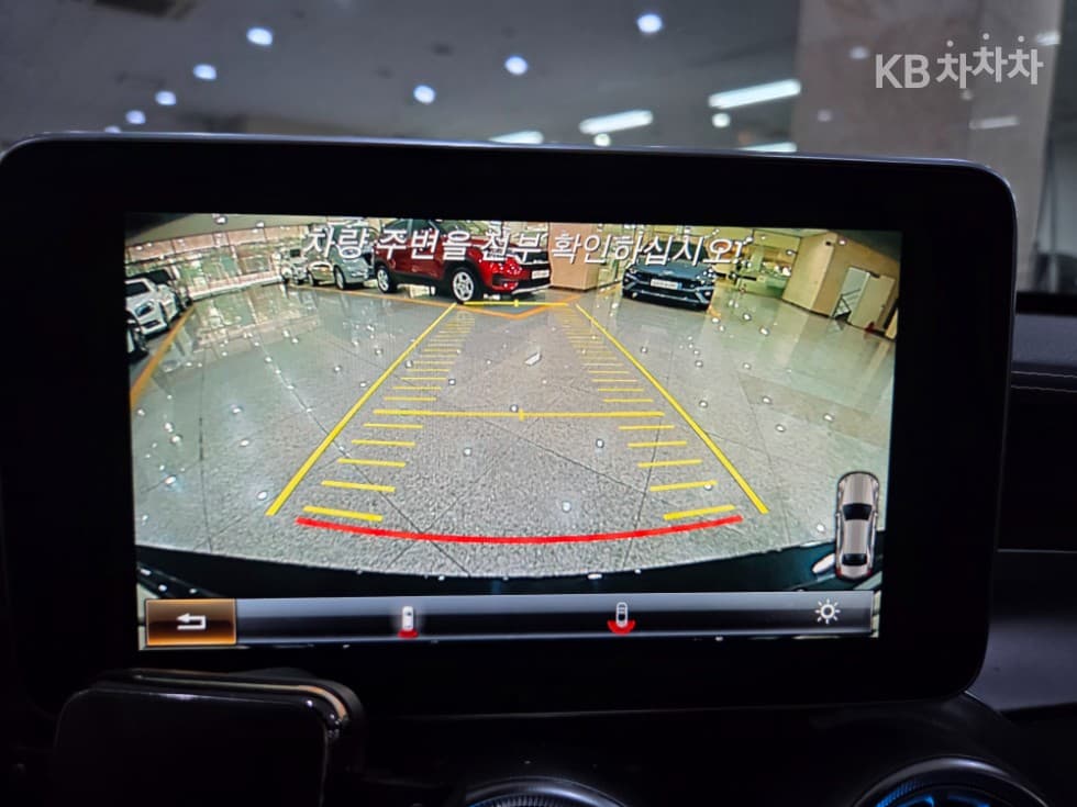 Mercedes-Benz The New (фейслифт) C-КласC250 d 4MATIC - 12