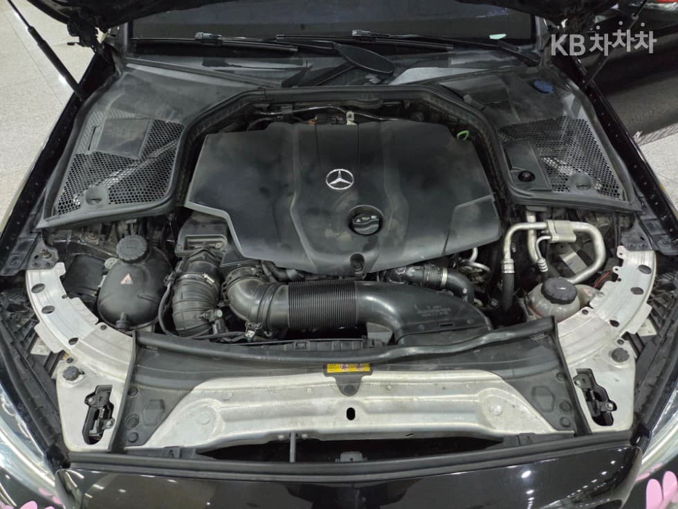 Mercedes-Benz The New (фейслифт) C-КласC250 d 4MATIC - 19