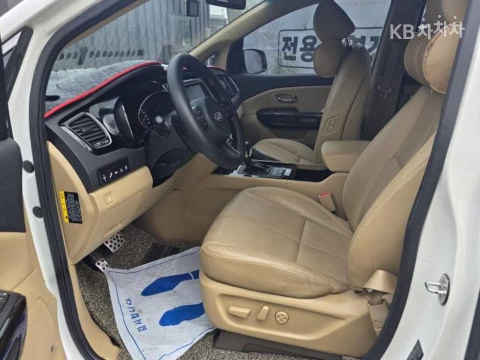 Киа All New Канивал7-местен (Лимузин) 3.3 Бензин Лимузин President - 14