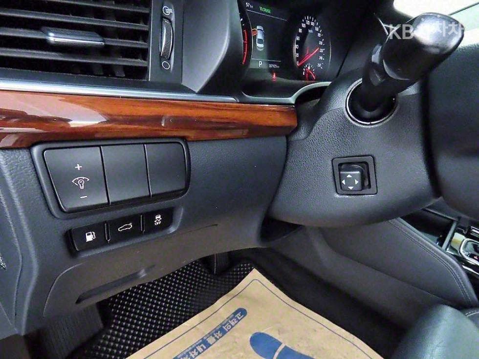 Киа All New K73.3 GDi Лимитиран 에디션 - 11